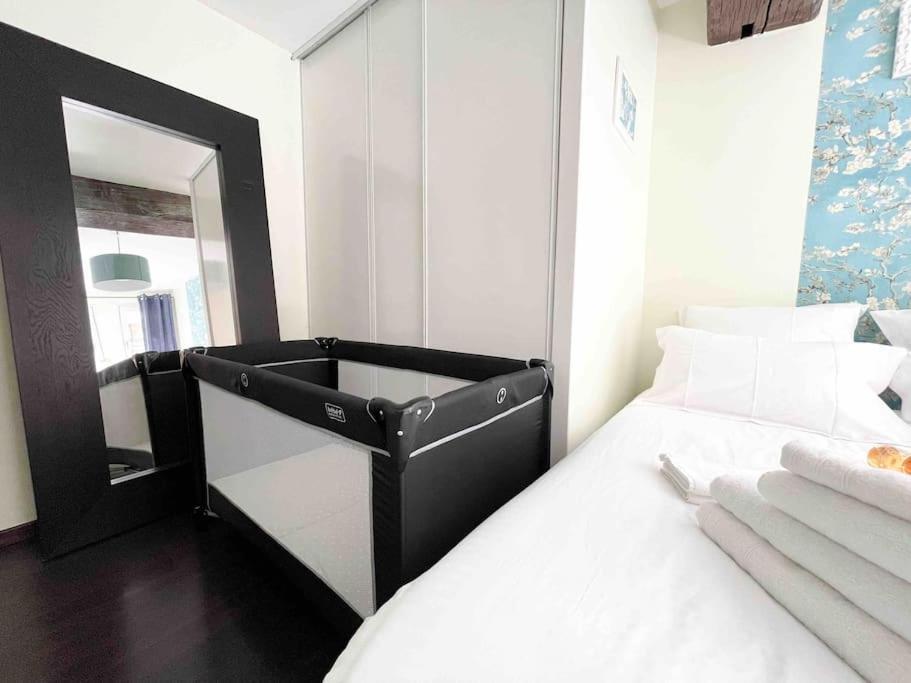 Le St Laurent - Ma Cabotte Apartment ชาลง-ซูร์-ซอน ภายนอก รูปภาพ